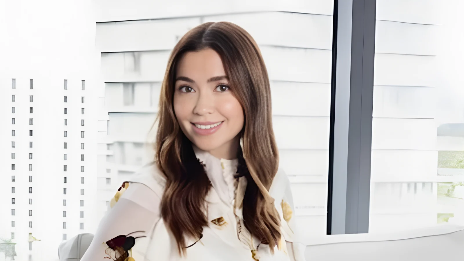 Annie De La Rosa, Douglas Elliman Real Estate