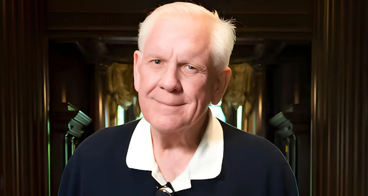 Harlan Crow, Chairman of the Board of Crow Holding