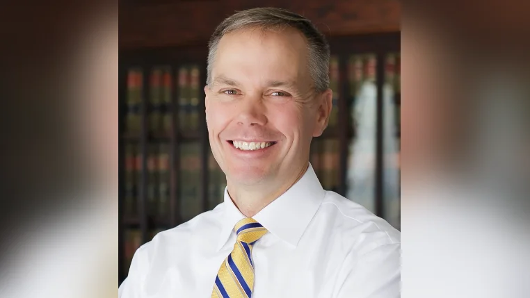 November: 15 lawyers with active licenses to practice law registered in cities in Duchesne County