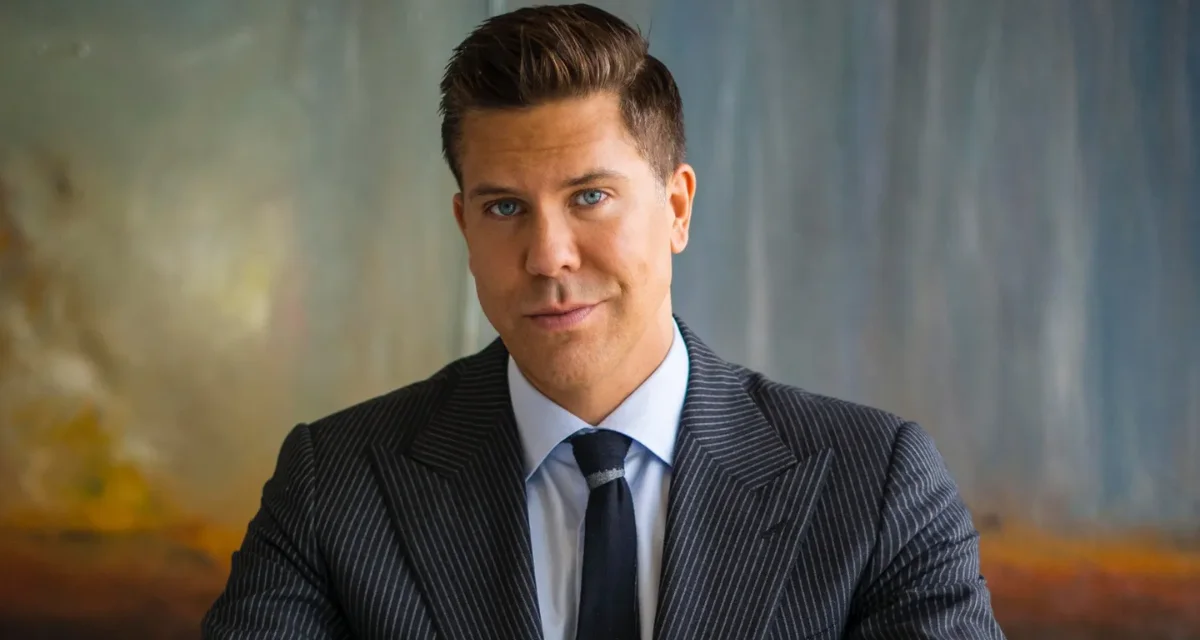 Fredrik Eklund, Douglas Elliman