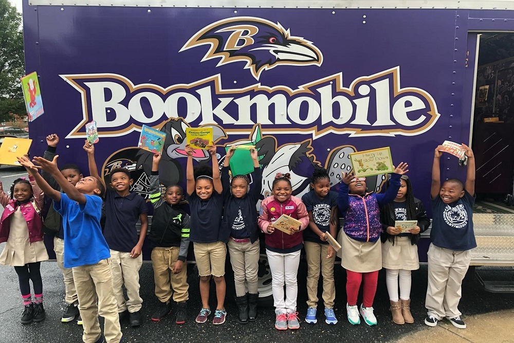 Bookmobile Stop at Carson Wind River Middle School on Mar.15