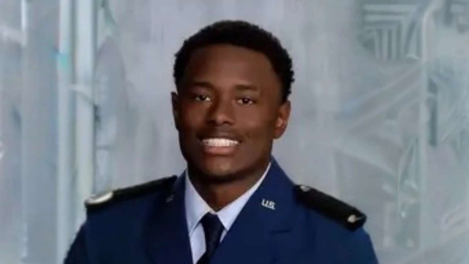 Roger Jones, Jr. , Sophomore Player Roger Jones, Jr. , Sophomore Player