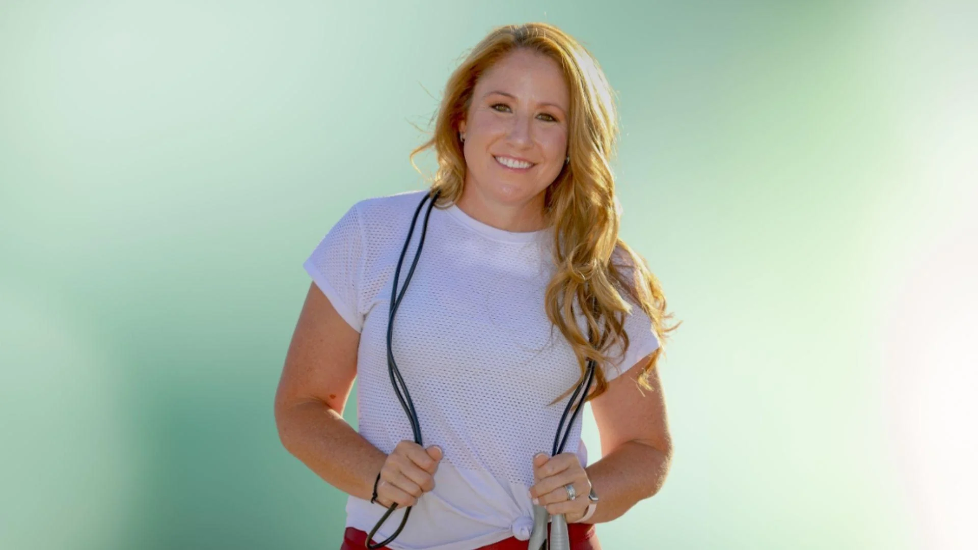 Lindsay Hyzer - LindsayHyzer.com