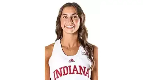 On Friday, March 21, former St. Mary’s High School Shay Ciezki collegiate team won in the NCAA Division I Basketball Championship Tournament