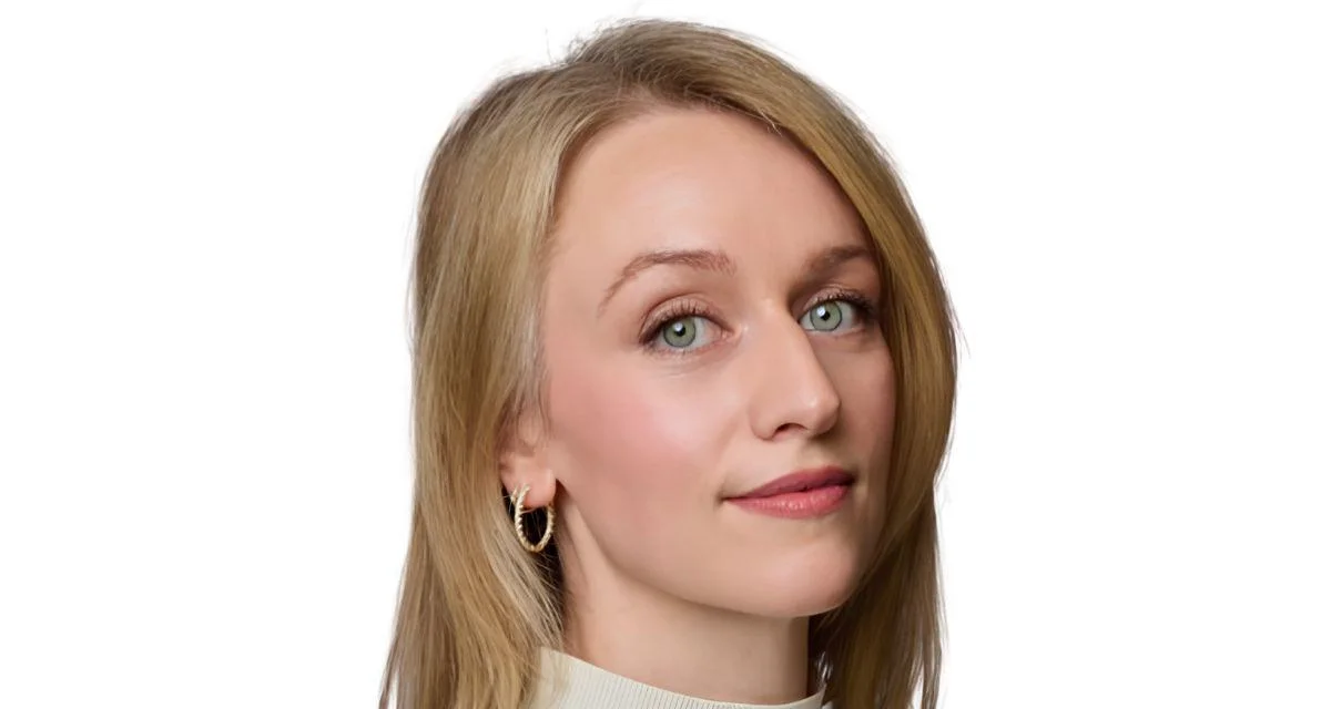 Loren Mount-O’Brien, Co-Founder & CEO at Mirour Loren Mount-O’Brien, Co-Founder & CEO at Mirour