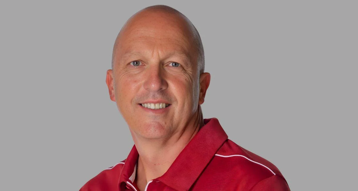 Arkansas Razorbacks set to face Kansas Jayhawks in final road meet