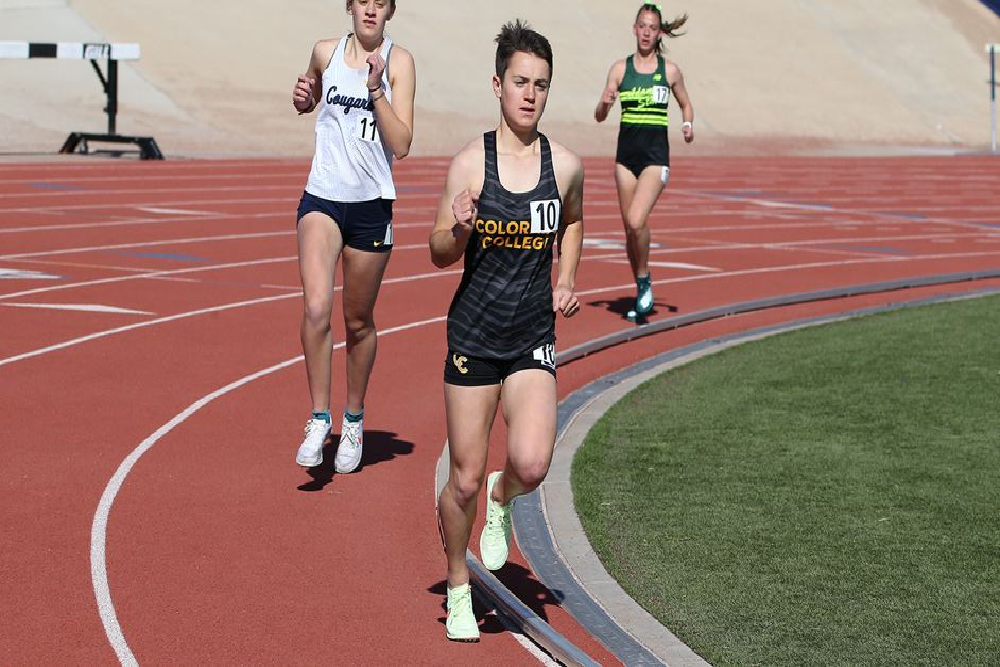 Singer Wins 10K at Fighting Chance Invite Singer Wins 10K at Fighting Chance Invite