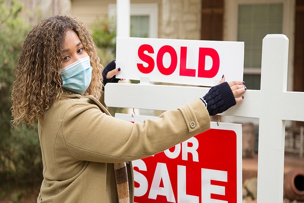 Women’s History Month: Celebrating the Impacts of Female REALTORS® and Homeowners