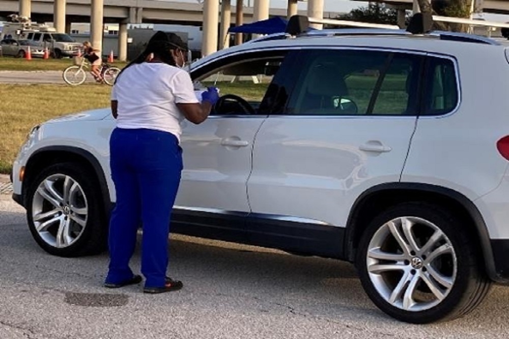Doh-Pinellas Provides Drive-Thru Covid-Vaccination Clinics At HSN
