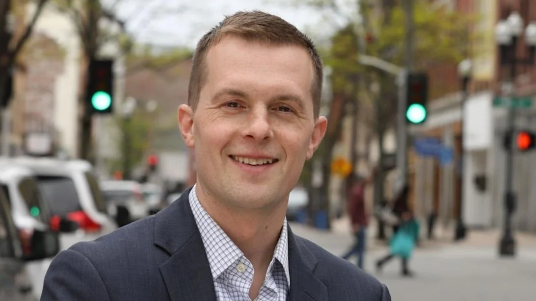 Jared Golden U.S. House of Representatives from Maine%27s 2nd district - Official U.S. House Headshot Jared Golden U.S. House of Representatives from Maine%27s 2nd district - Official U.S. House Headshot