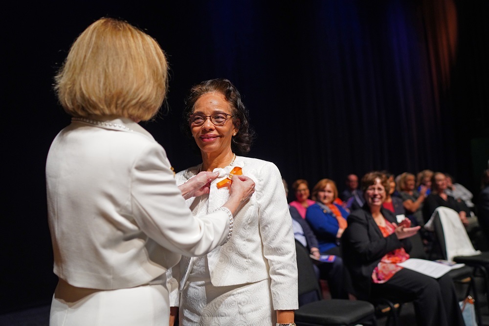 College of Nursing’s first African American graduate honored at pinning ceremony