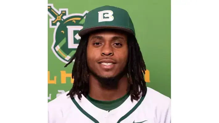Richland High School standout Marvin Jackson’s collegiate team wins game in the NCAA Division III Baseball Championship on Saturday, May 17