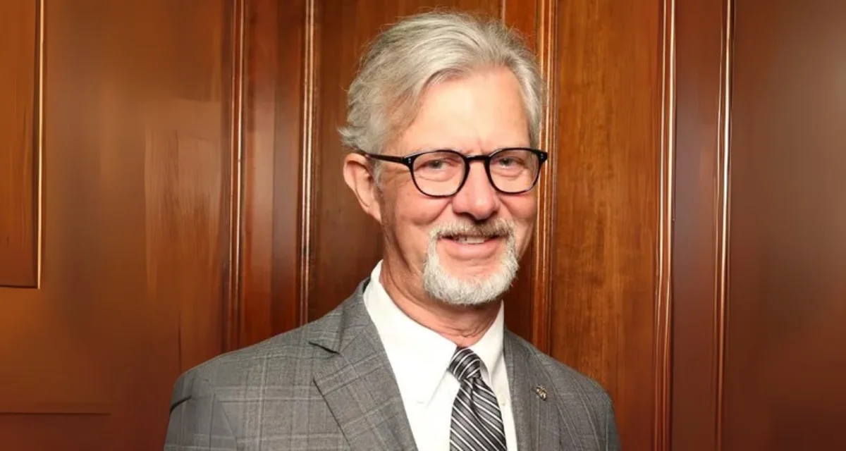 Claudio Del Vecchio, Luxottica heir and former Brooks Brothers CEO - Forbes Claudio Del Vecchio, Luxottica heir and former Brooks Brothers CEO - Forbes