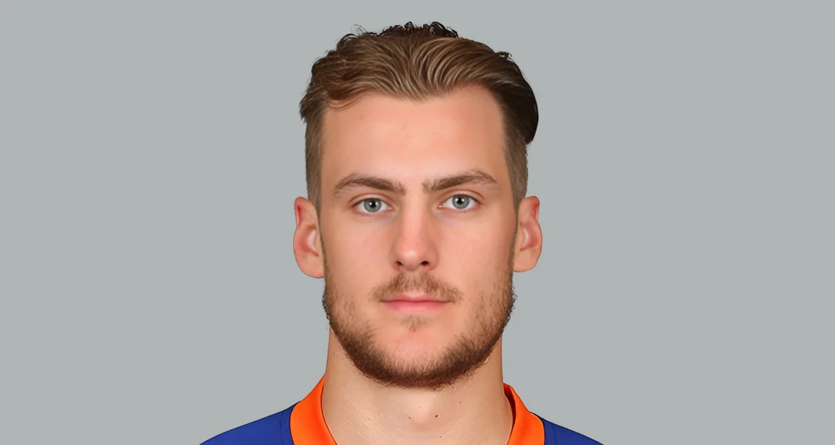 Ryan Pulock, New York Islanders Hockey - The American Hockey League