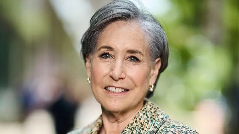 FOIA request sent to CUNY Hunter College regarding recent course syllabi on August 6, 2025