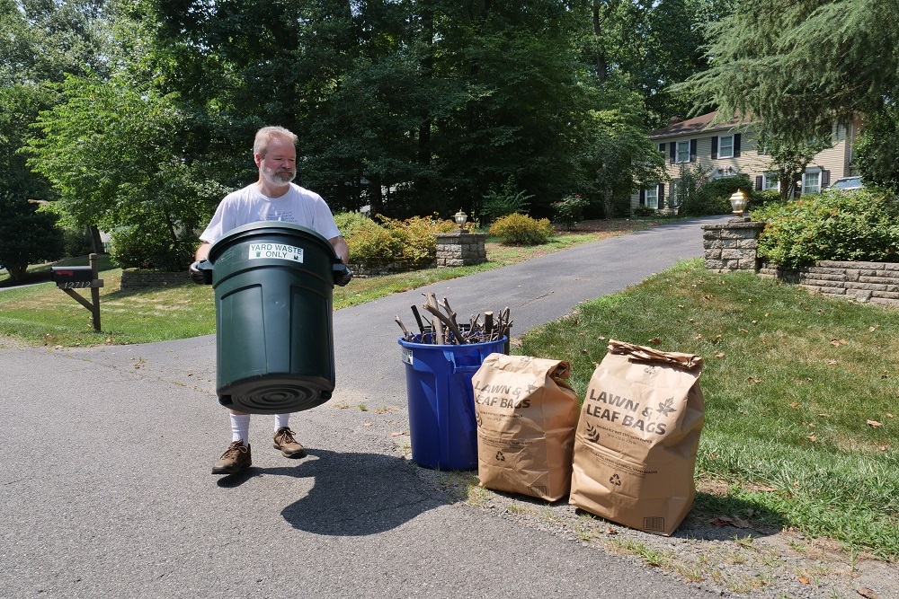 County Yard Waste Collection Program Resumes March 1