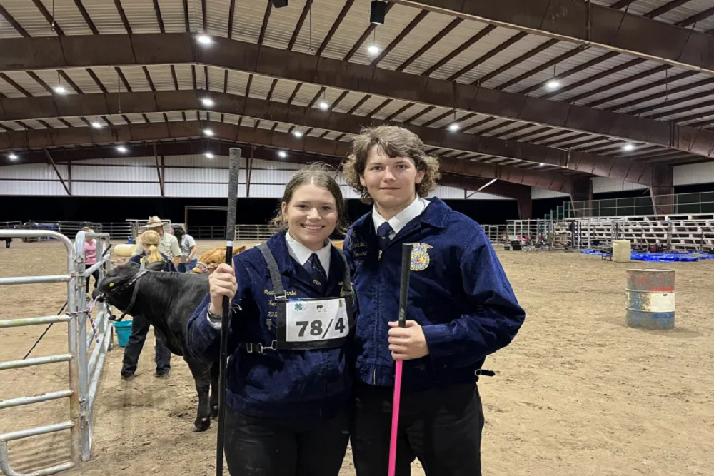 Carte & Young Named Finalists for the State Star Chapter Degree