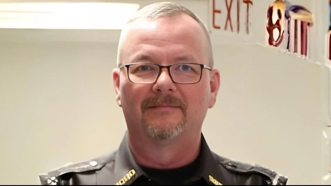 Tom Dion, Sheriff
