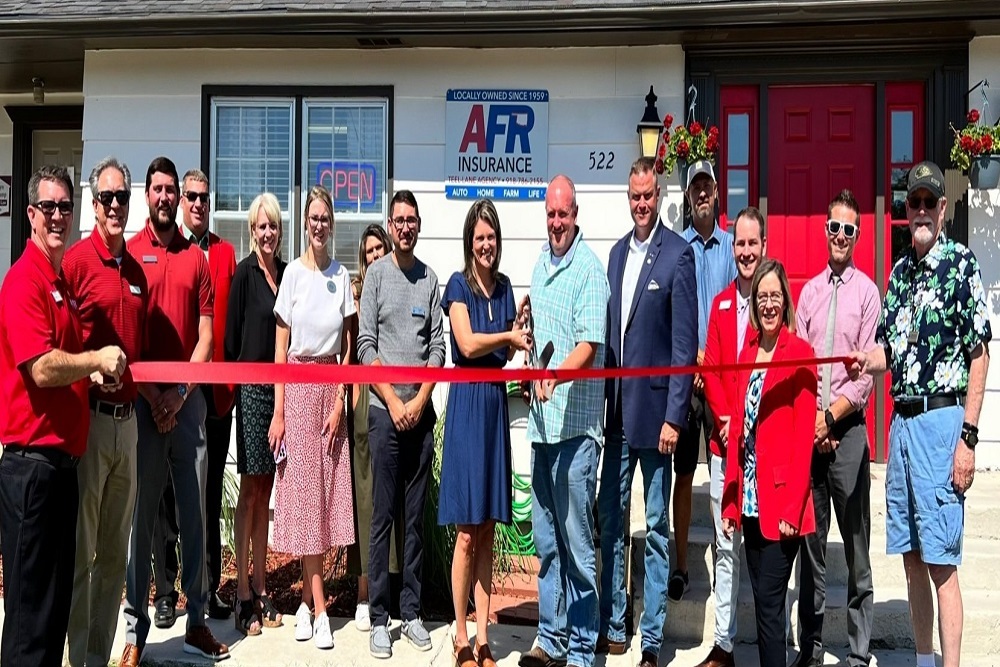 Grove Area Chamber of Commerce Ribbon Cutting Teel-Lane Insurance Agency Grove Area Chamber of Commerce Ribbon Cutting Teel-Lane Insurance Agency