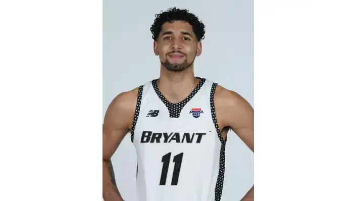 Kam Farris, former Rice Memorial High School standout’s collegiate team plays on Friday, March 21 in Division I NCAA Basketball Championship Tournament