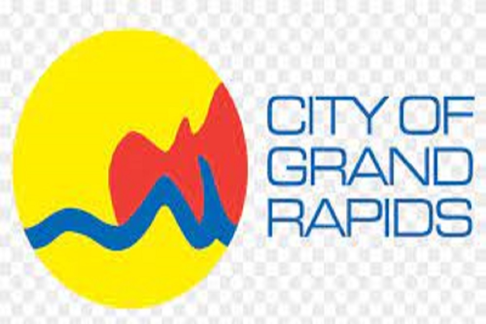 City seeking to hire 75 lifeguards, offering free certification City seeking to hire 75 lifeguards, offering free certification