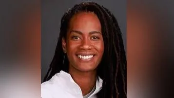 Alyiah Wells returns as assistant coach for Alabama women’s volleyball