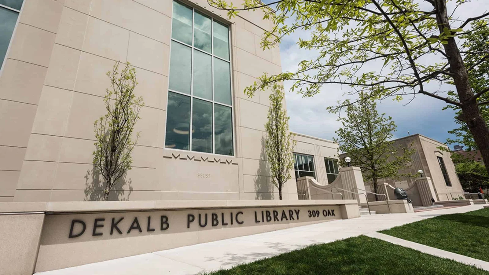 Dekalb Public Library Building