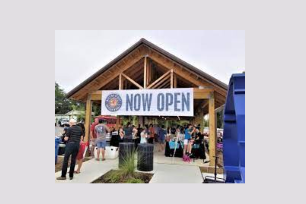 Meeting St. Artisan Market