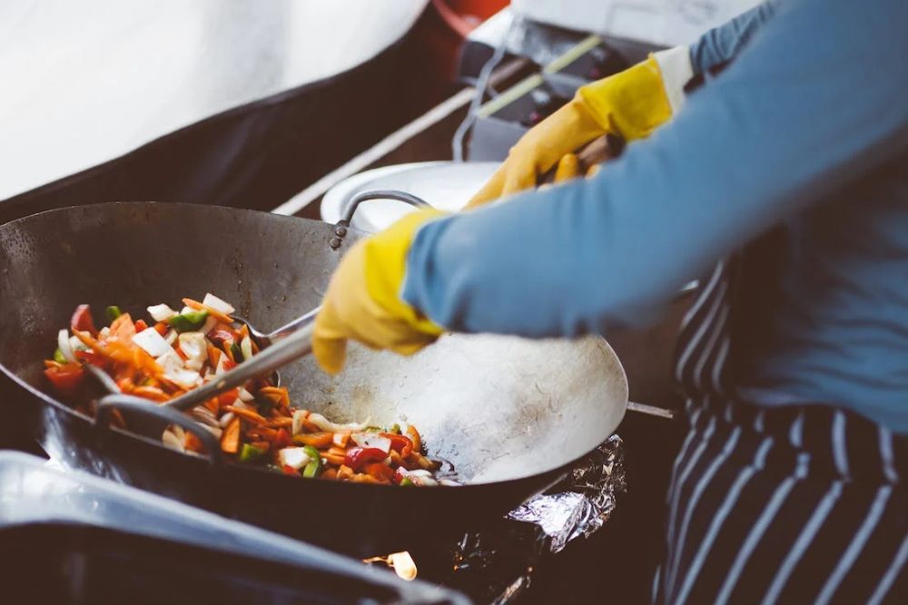 Professional Cooking Courses Put Restaurant Workers on Fast Track to Advanced Industry Careers Professional Cooking Courses Put Restaurant Workers on Fast Track to Advanced Industry Careers