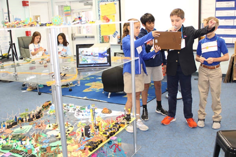 Bolles Whitehurst Leaders Achieve World Peace