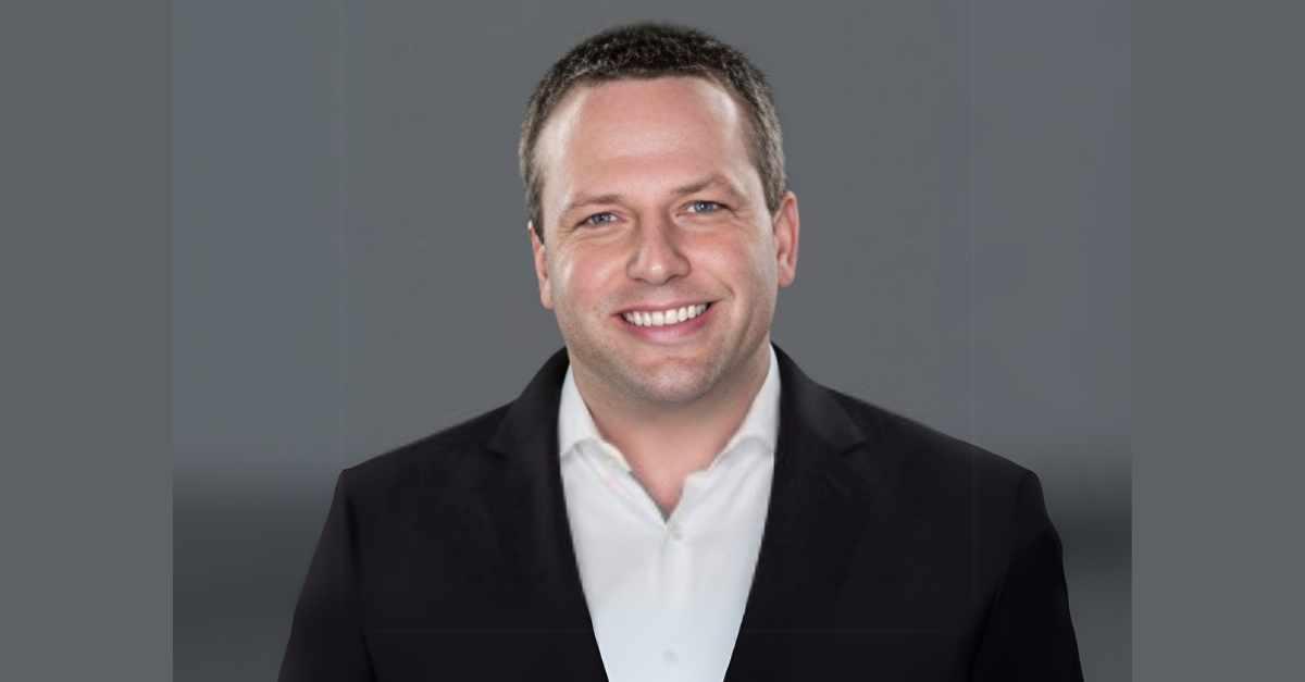 Robert "Bobby" Schroeter Senior Vice President, Chief Commercial Officer of Fronter Airlines