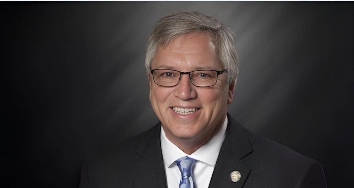 Rep. DeVon’s law expands safe haven protections for surrendered infants in Indiana