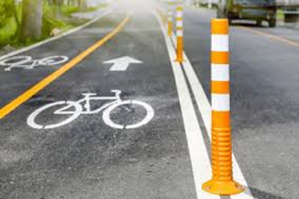 CITY OF CHARLOOTE: Opens Separated Bike Lanes on Parkwood Avenue CITY OF CHARLOOTE: Opens Separated Bike Lanes on Parkwood Avenue