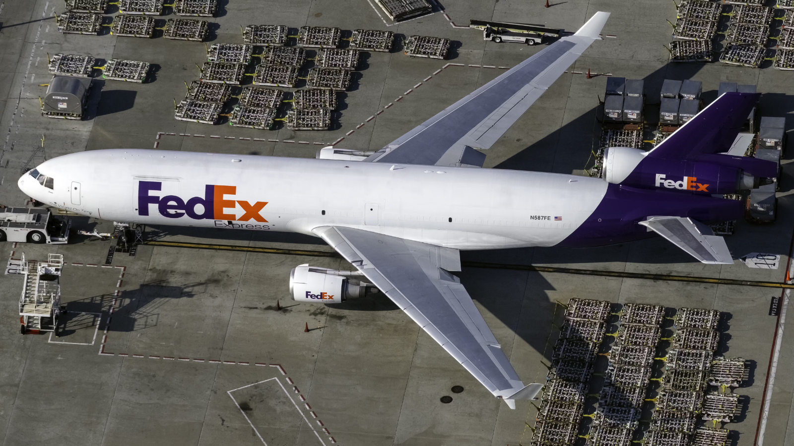 FedEx the world's largest cargo airline