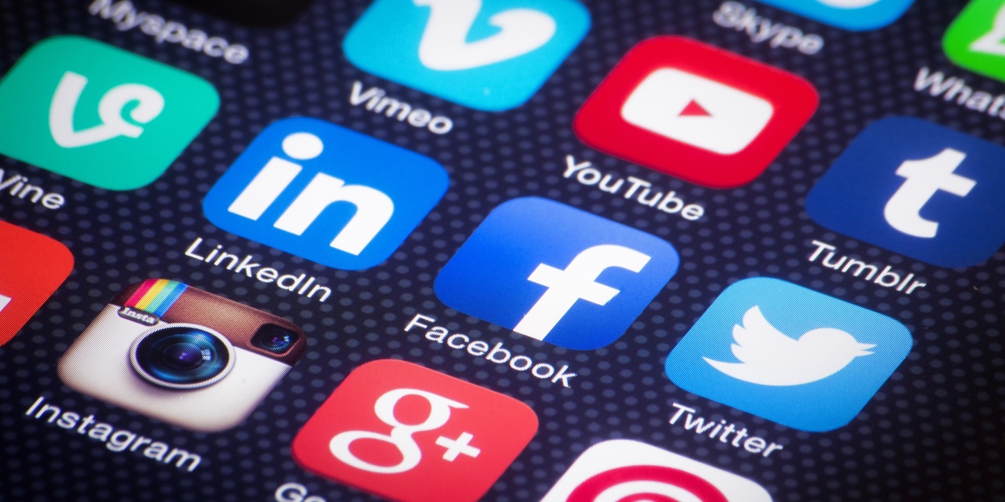 Students create smartphone app, advance in Congressional competition