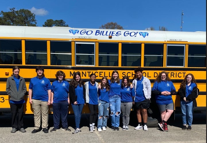 Senior Quiz Bowl Team is a State Qualifiers