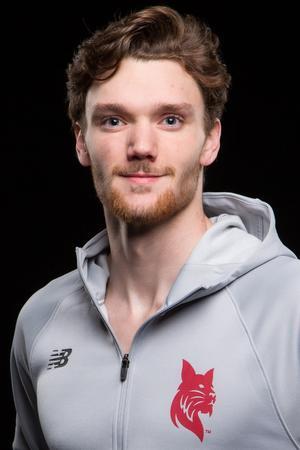 Bates College Swimming and Diving wins eight events against Tufts in Senior Meet at Tarbell Pool