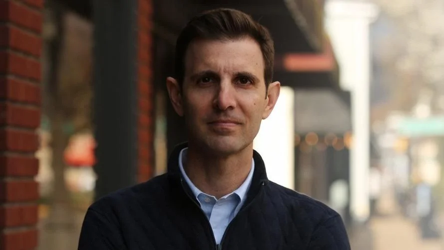 Chris Deluzio U.S. House of Representatives from Pennsylvania%27s 17th district - Official U.S. House Headshot