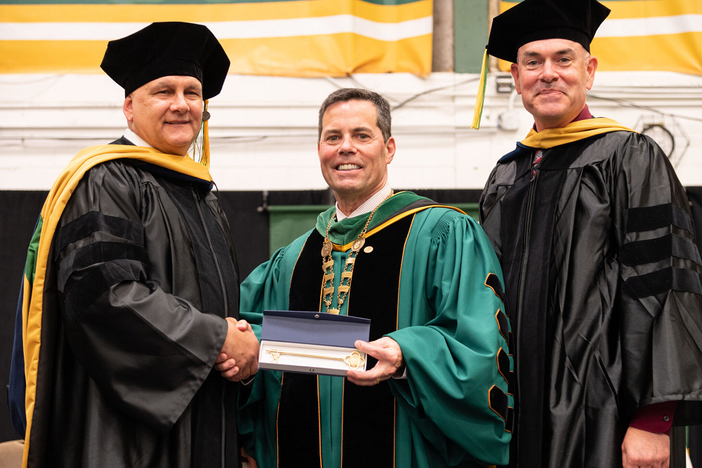 Saint Leo University President Receives Key to City of Tampa