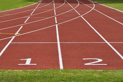 Outdoor Track Break Records at Spring Break Meet