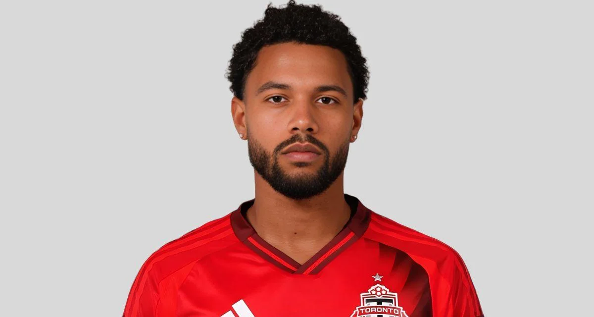 Colorado Rapids acquire defender Kosi Thompson from Toronto FC