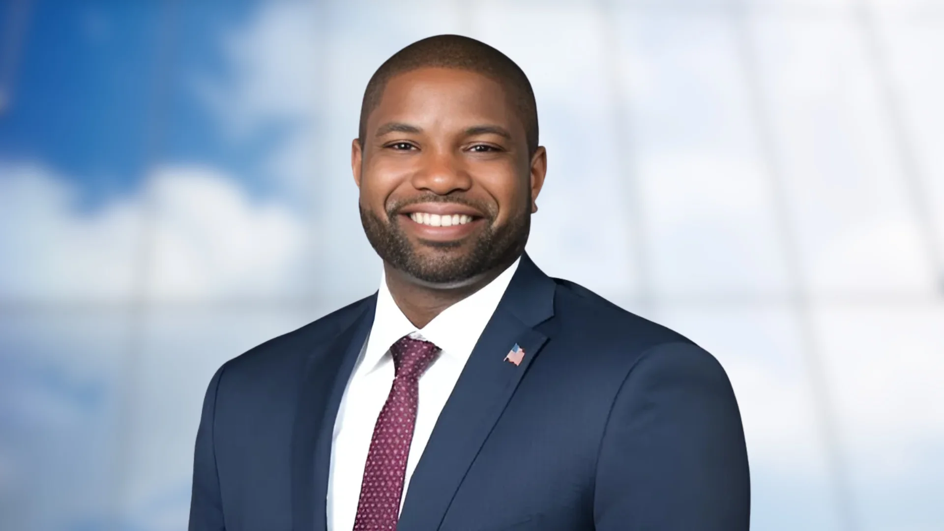 Rep. Donalds on Arlington protest sign: Democrat Party continues to ‘stoke racial division’