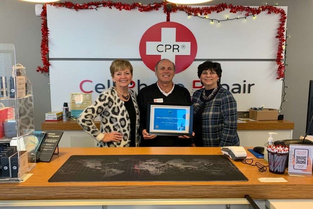 Greater Lexington Chamber & Visitors Center: CPR: Cell Phone Repair Named Small Business of the Month