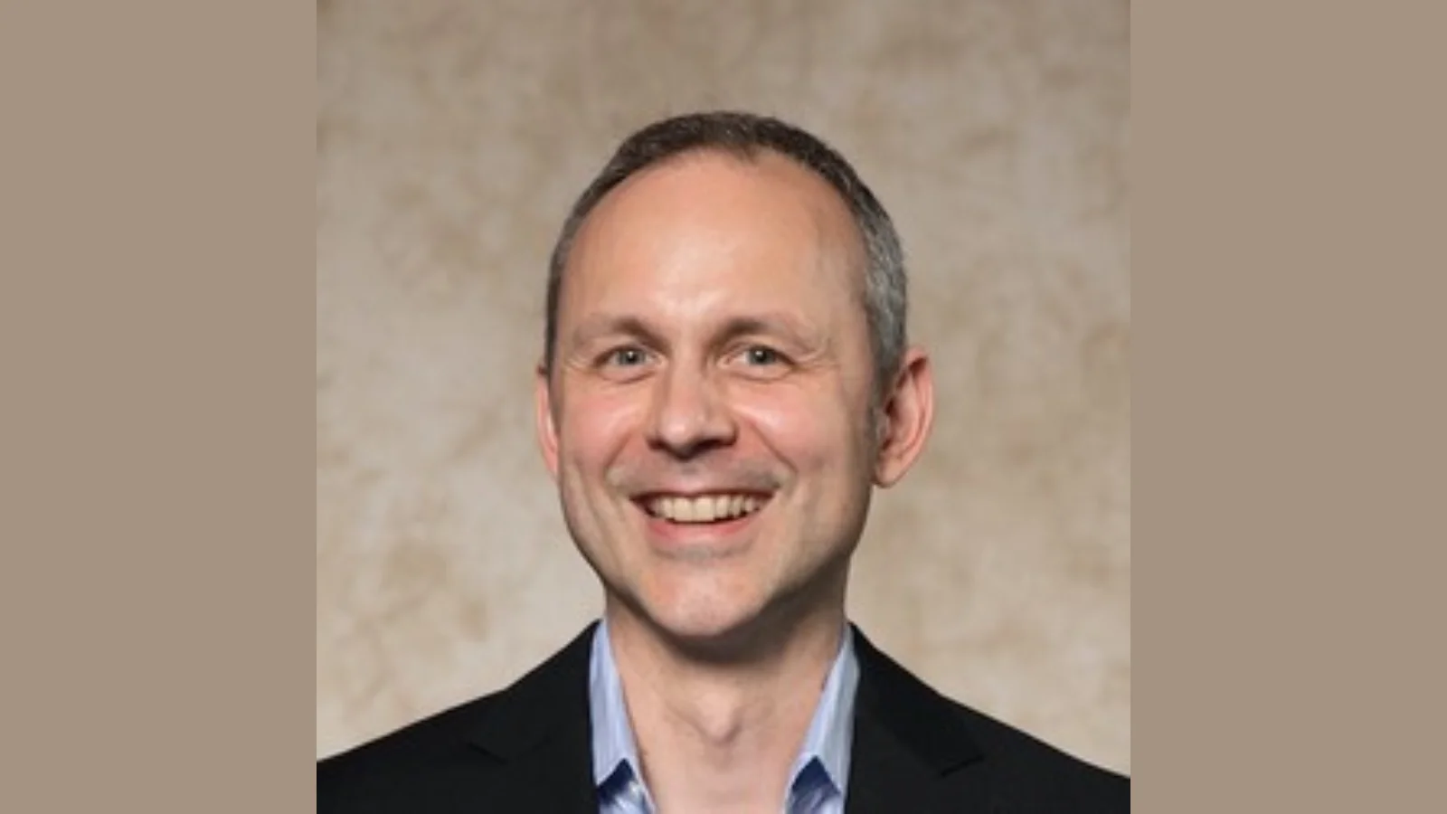Claus O. Wilke Professor of Integrative Biology The University of Texas at Austin - https://clauswilke.com