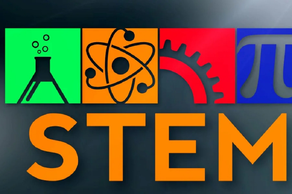 Oasis Charter Schools Receive Prestigious STEM Award