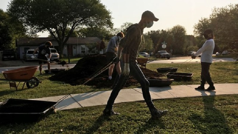 Spots remain in next month’s Austin Parks Foundation’s ‘It’s My Park Day’