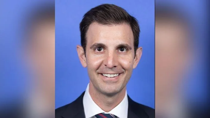 Chris Deluzio U.S. House of Representatives from Pennsylvania%27s 17th district - Official U.S. House Headshot