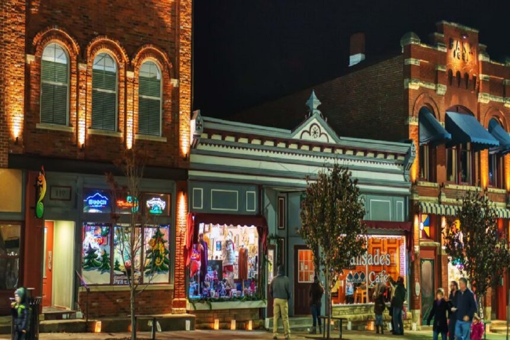 East Main Street Downtown Business District Revitalization Project East Main Street Downtown Business District Revitalization Project
