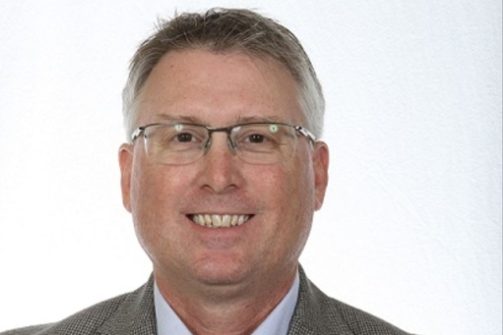 Kats Inducts Washburn University’s John Burns into Hall of Fame