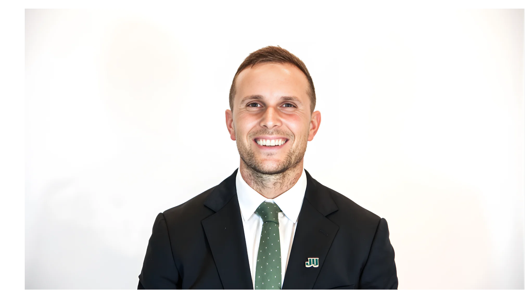 Jacksonville Dolphins lose close game to Utah Utes at home